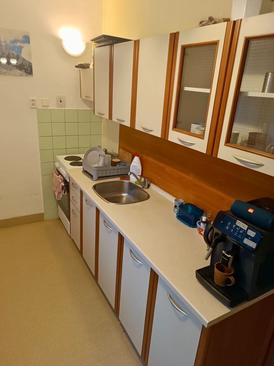 Prenájom bytu 3-izbový 65 m², Wolkerova, Žďár nad Sázavou, Kraj Vysočina Prenájom bytu 3-izbový 65 m², Wolkerova, Žďár nad Sázavou, Kraj Vysočina