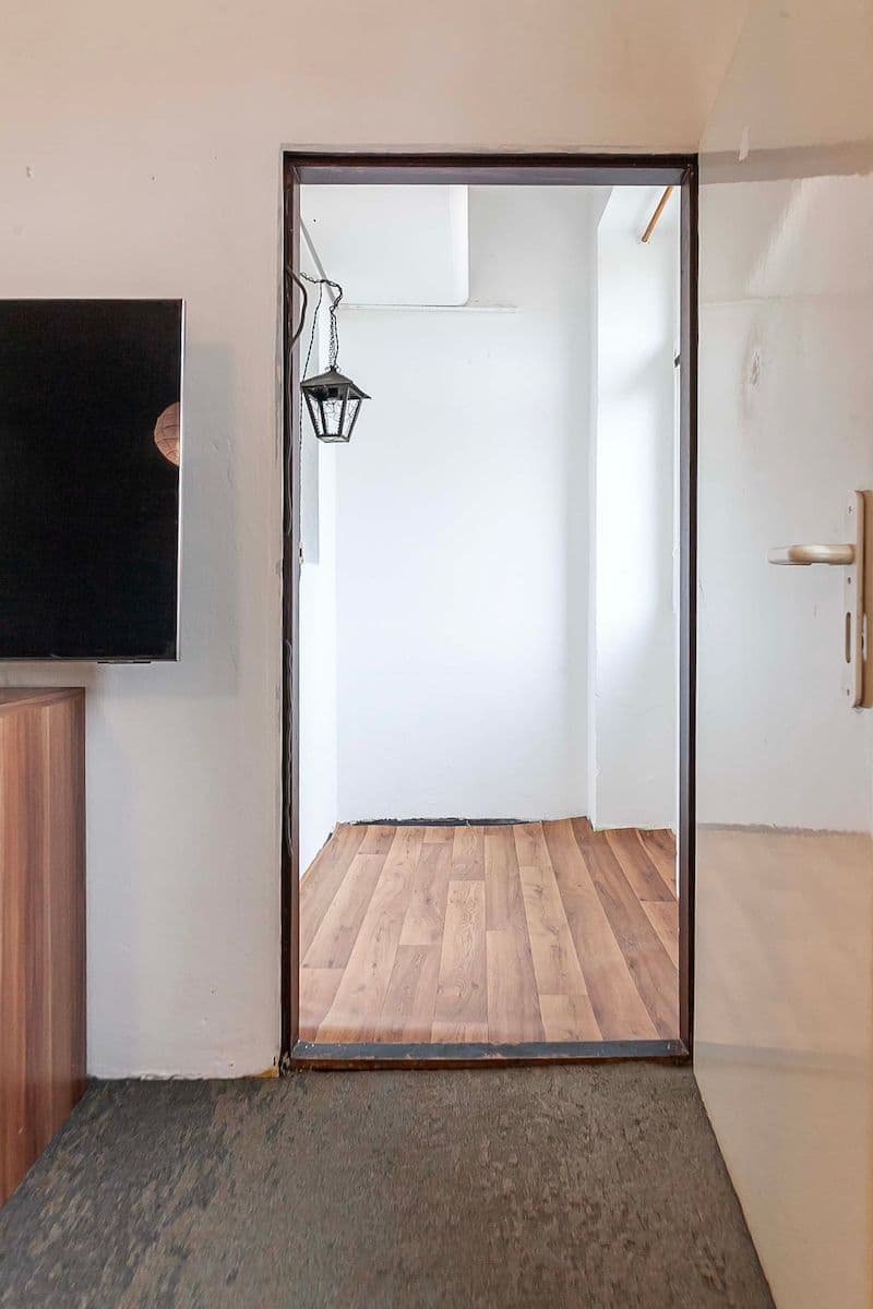 Predaj bytu 1-izbový 38 m², Tusarova, Praha, Praha Predaj bytu 1-izbový 38 m², Tusarova, Praha, Praha