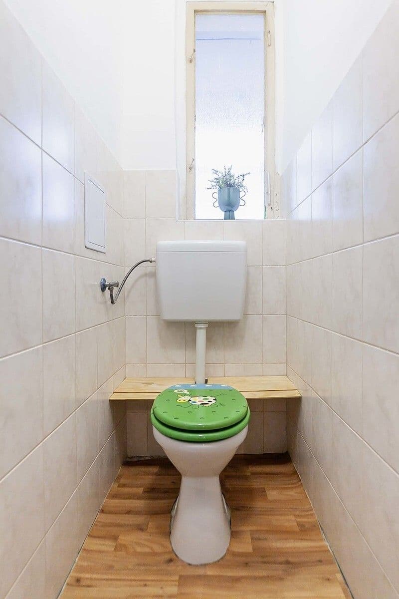 Predaj bytu 1-izbový 38 m², Tusarova, Praha, Praha Predaj bytu 1-izbový 38 m², Tusarova, Praha, Praha