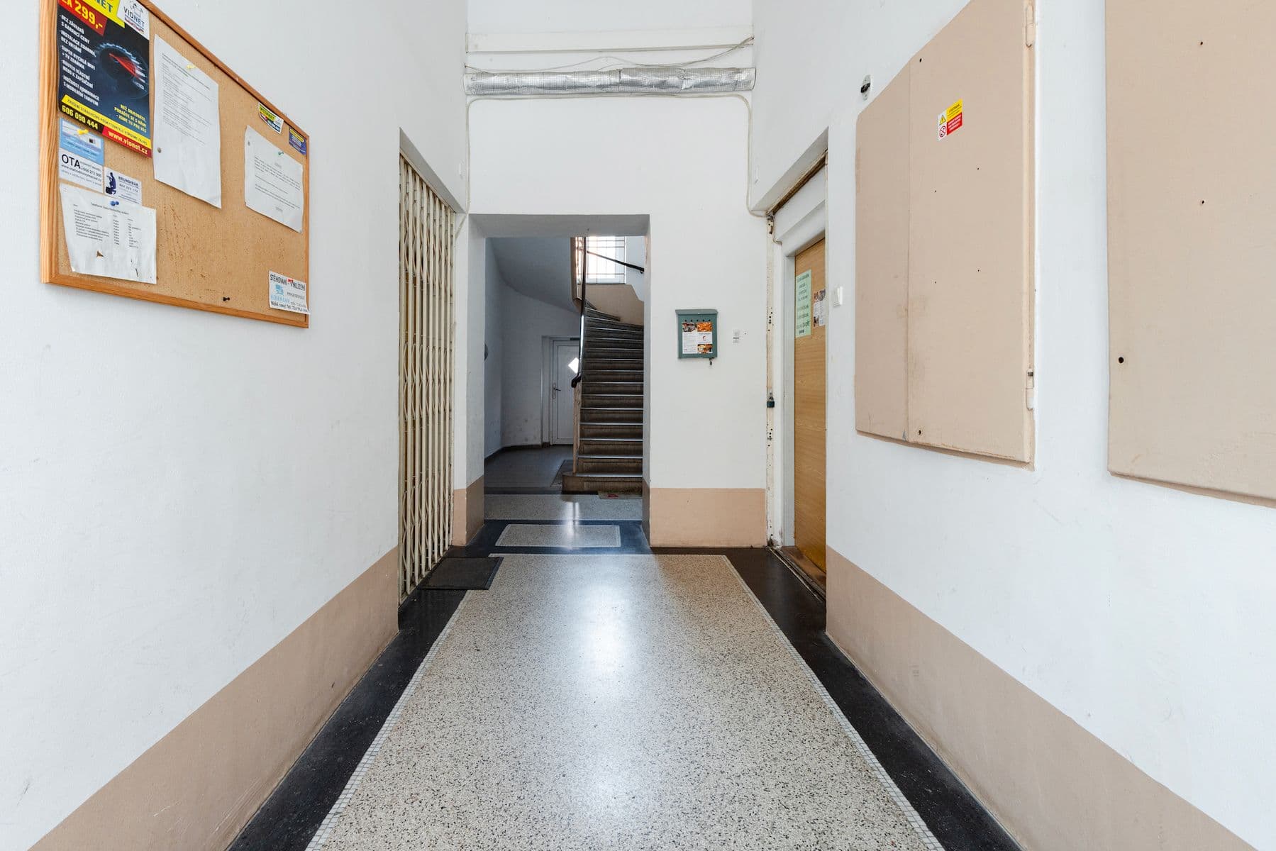 Predaj bytu 1-izbový 38 m², Tusarova, Praha, Praha Predaj bytu 1-izbový 38 m², Tusarova, Praha, Praha