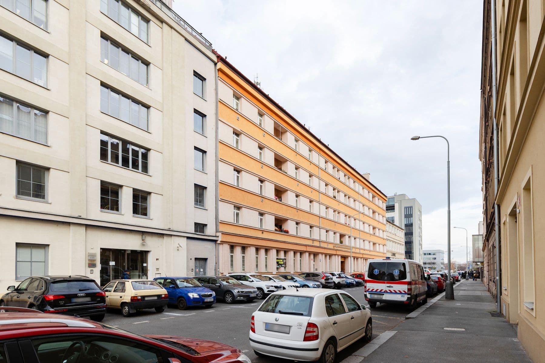 Predaj bytu 1-izbový 38 m², Tusarova, Praha, Praha Predaj bytu 1-izbový 38 m², Tusarova, Praha, Praha