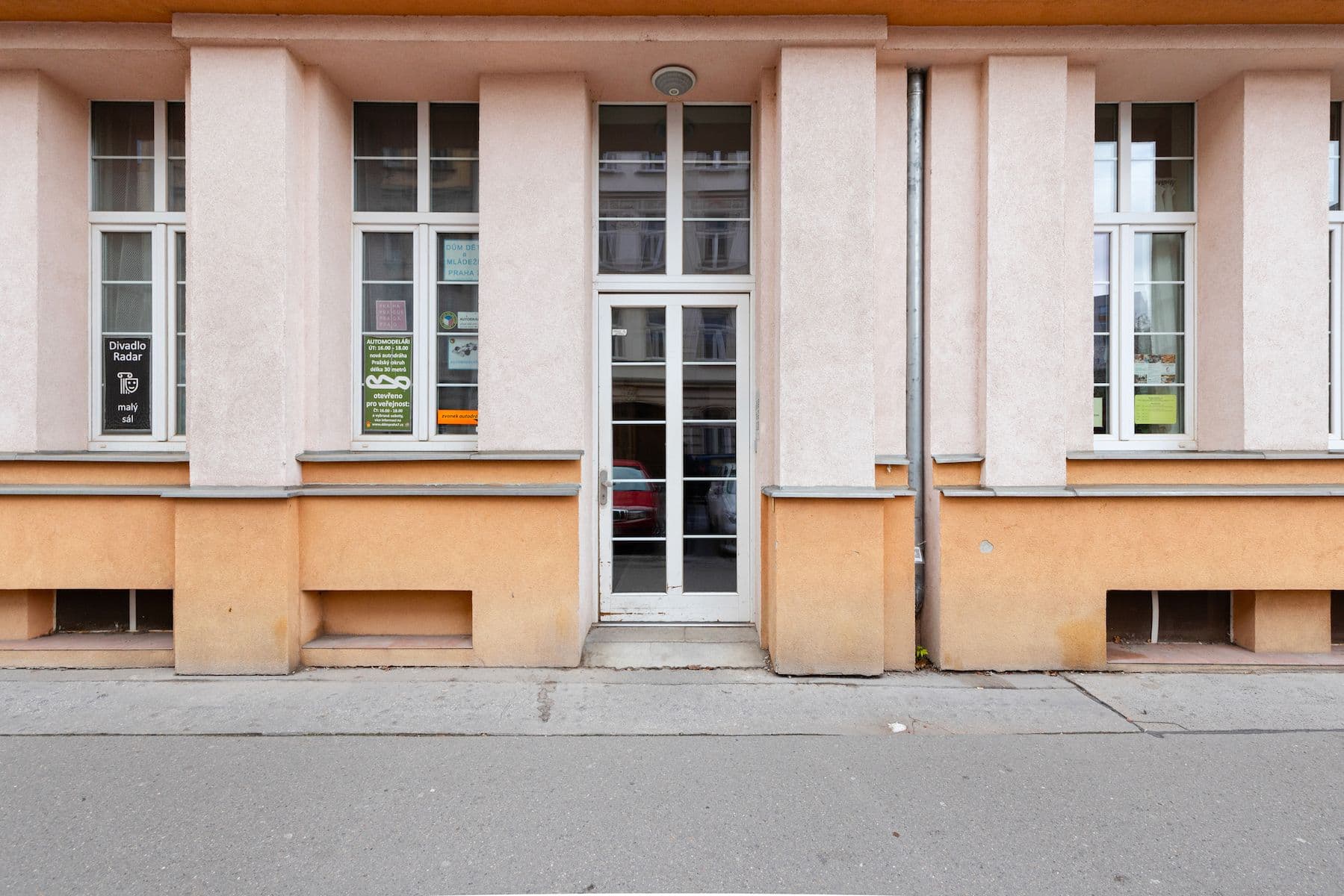 Predaj bytu 1-izbový 38 m², Tusarova, Praha, Praha Predaj bytu 1-izbový 38 m², Tusarova, Praha, Praha