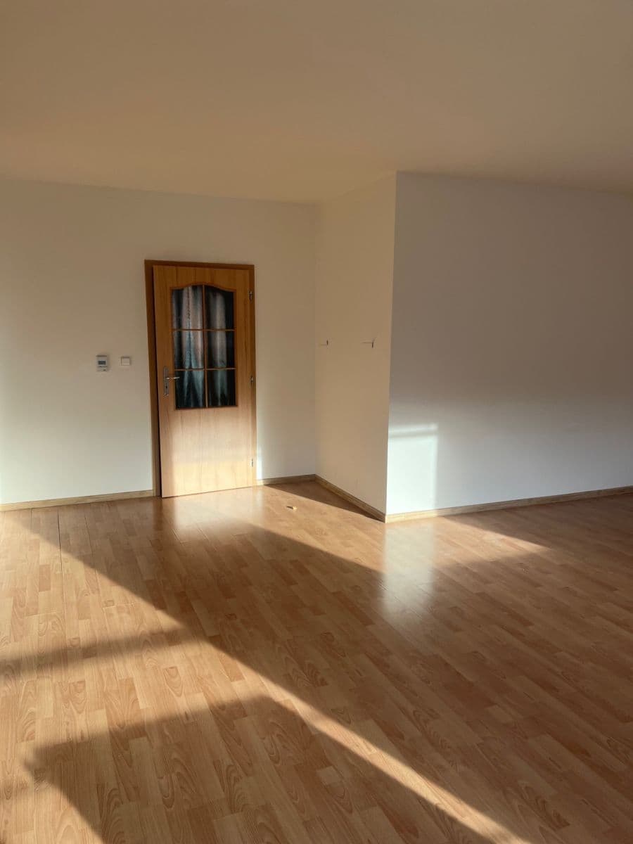 Prenájom bytu 3-izbový 95 m², Na Neklance, Praha, Praha Prenájom bytu 3-izbový 95 m², Na Neklance, Praha, Praha