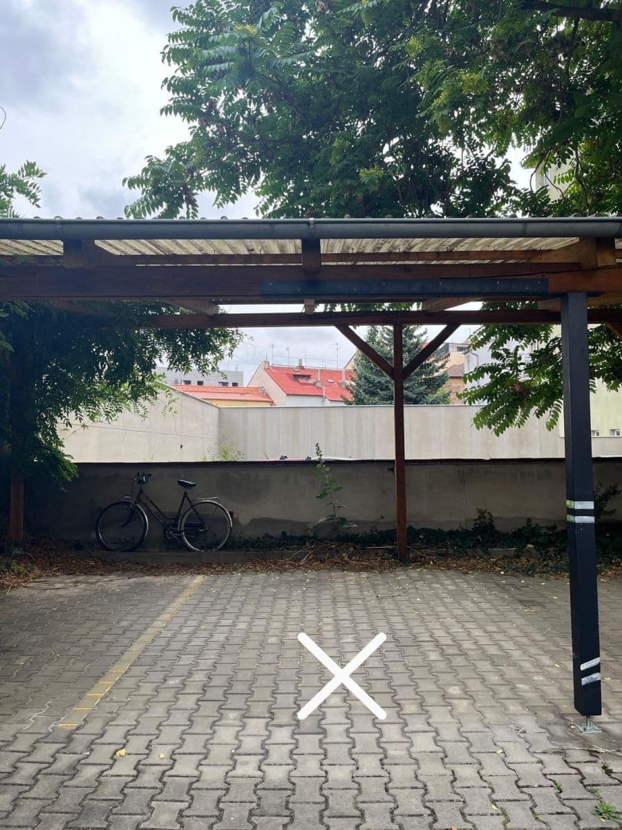 Prenájom bytu 3-izbový 95 m², Na Neklance, Praha, Praha Prenájom bytu 3-izbový 95 m², Na Neklance, Praha, Praha