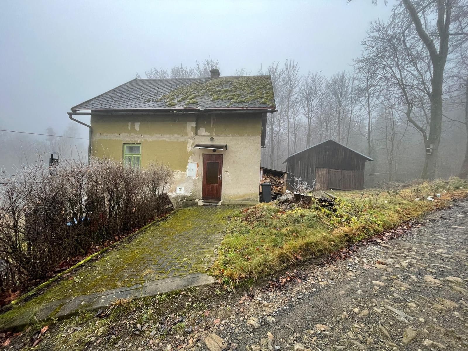 Predaj rekreačného objektu 111 m², pozemek 569 m², Mikulášovice, Ústecký kraj Predaj rekreačného objektu 111 m², pozemek 569 m², Mikulášovice, Ústecký kraj