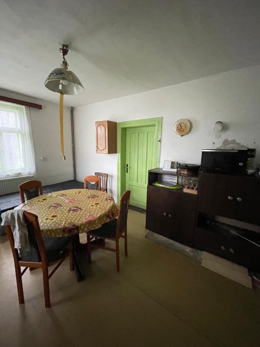 Predaj rekreačného objektu 111 m², pozemek 569 m², Mikulášovice, Ústecký kraj Predaj rekreačného objektu 111 m², pozemek 569 m², Mikulášovice, Ústecký kraj