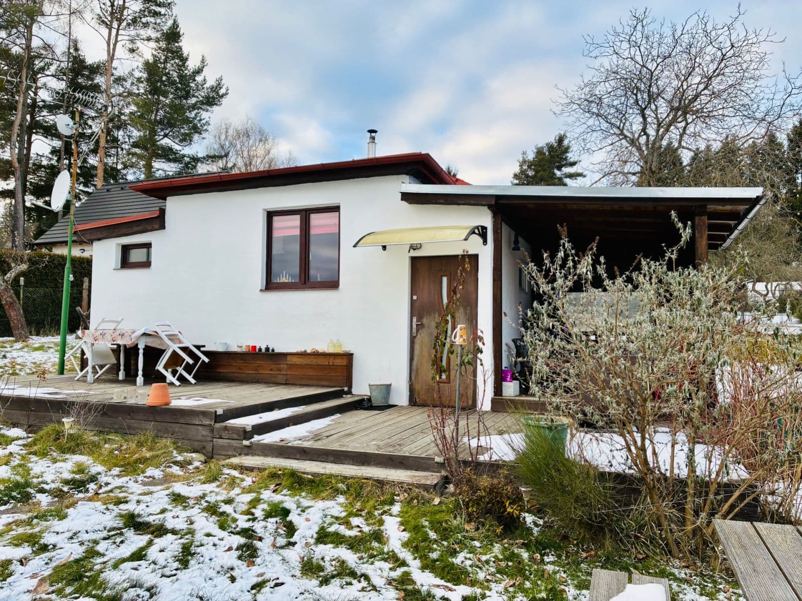 Predaj rekreačného objektu 55 m², pozemek 800 m², Kytín, Středočeský kraj Predaj rekreačného objektu 55 m², pozemek 800 m², Kytín, Středočeský kraj