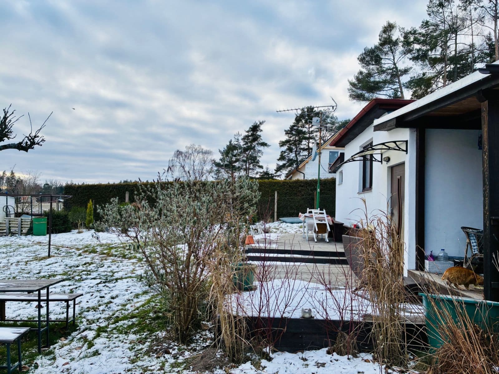 Predaj rekreačného objektu 55 m², pozemek 800 m², Kytín, Středočeský kraj Predaj rekreačného objektu 55 m², pozemek 800 m², Kytín, Středočeský kraj