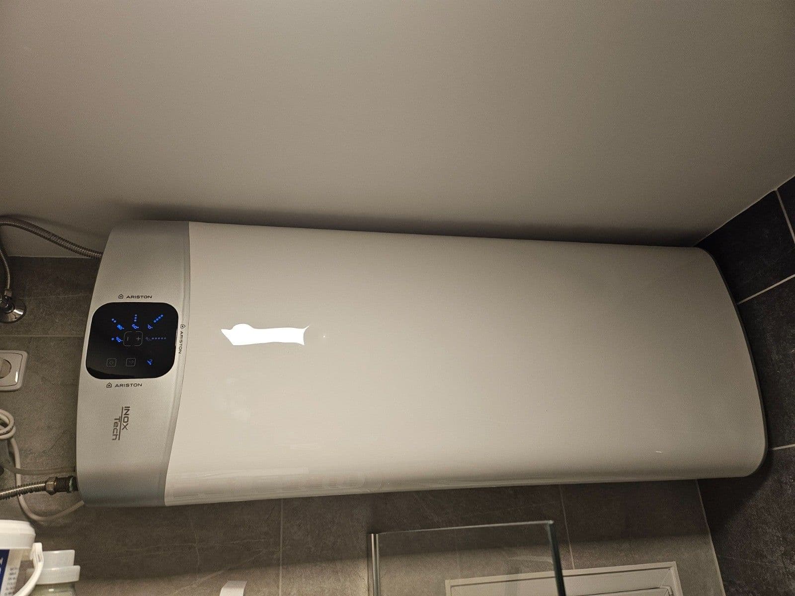 Prenájom bytu 3-izbový 60 m², Velvarská, Praha, Praha Prenájom bytu 3-izbový 60 m², Velvarská, Praha, Praha