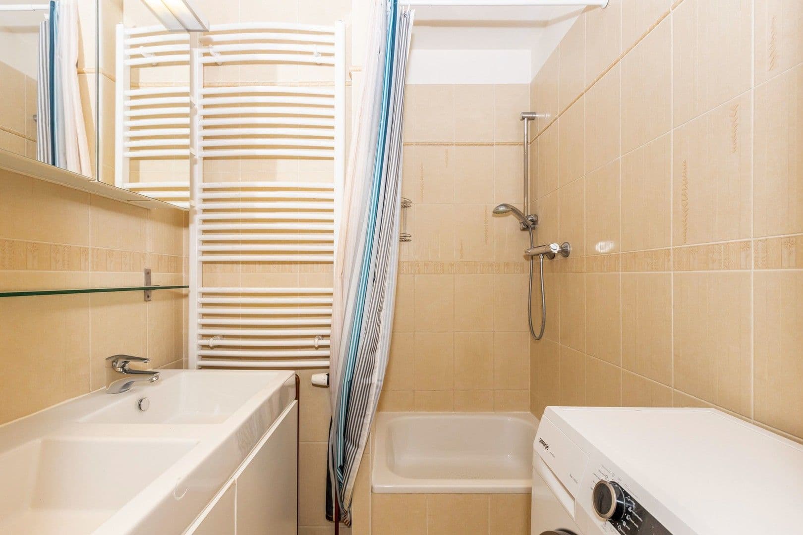 Prenájom bytu 2-izbový 50 m², Ulrychova, Praha, Praha Prenájom bytu 2-izbový 50 m², Ulrychova, Praha, Praha