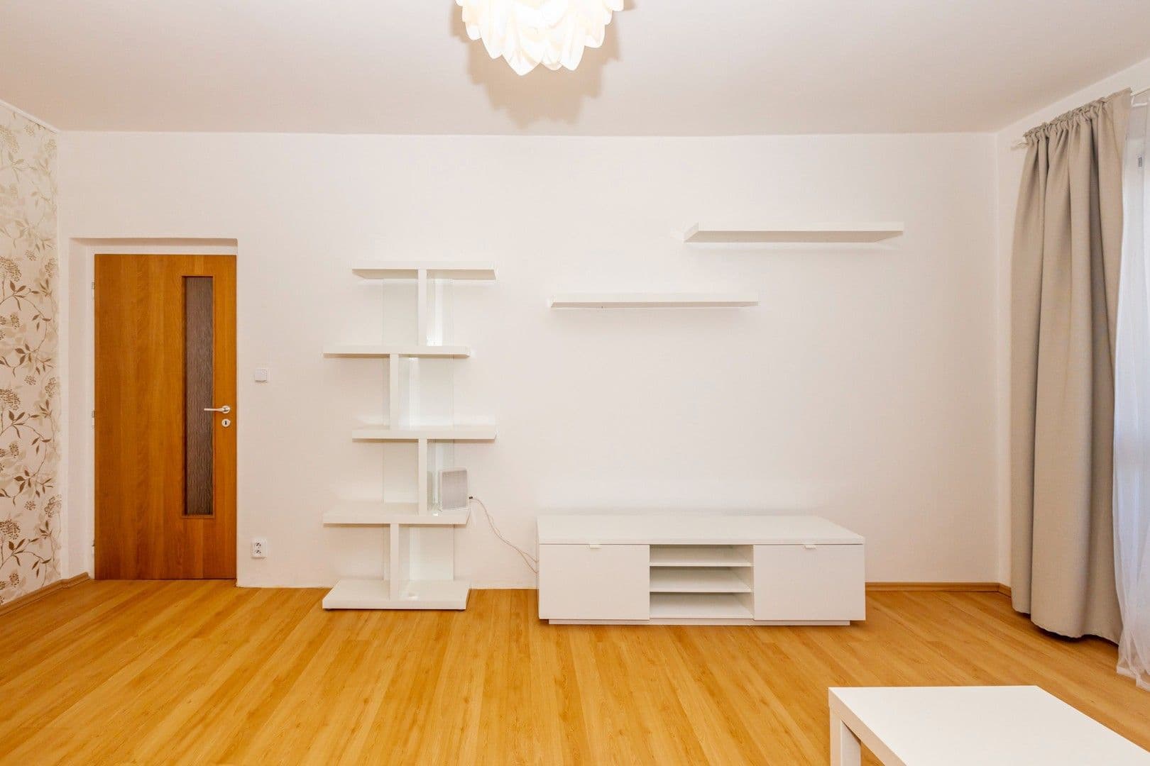 Prenájom bytu 2-izbový 50 m², Ulrychova, Praha, Praha Prenájom bytu 2-izbový 50 m², Ulrychova, Praha, Praha