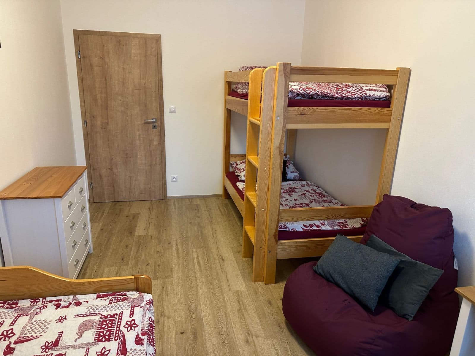 Predaj bytu 2-izbový 45 m², Promenáda, Horní Maršov, Královéhradecký kraj Predaj bytu 2-izbový 45 m², Promenáda, Horní Maršov, Královéhradecký kraj