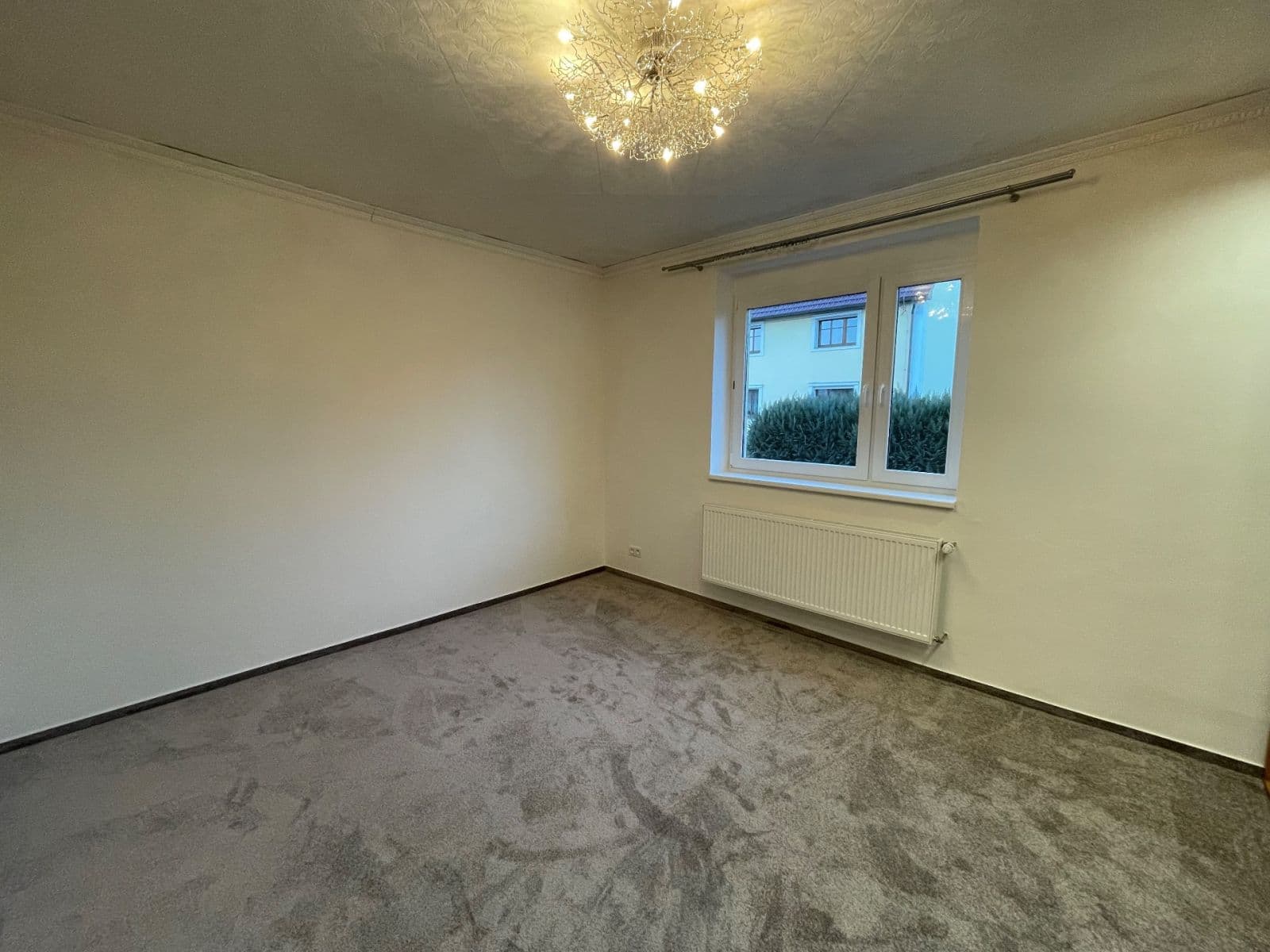 Prenájom bytu 3-izbový 81 m², Litovická, Hostivice, Středočeský kraj Prenájom bytu 3-izbový 81 m², Litovická, Hostivice, Středočeský kraj