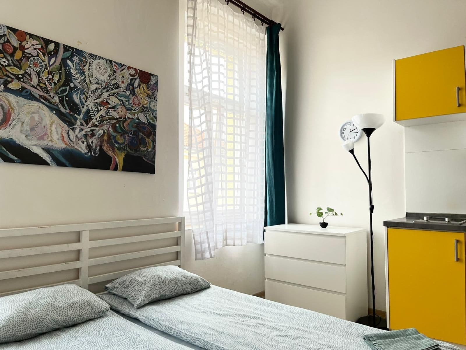 Prenájom bytu 1-izbový 30 m², Víta Nejedlého, Praha, Praha Prenájom bytu 1-izbový 30 m², Víta Nejedlého, Praha, Praha