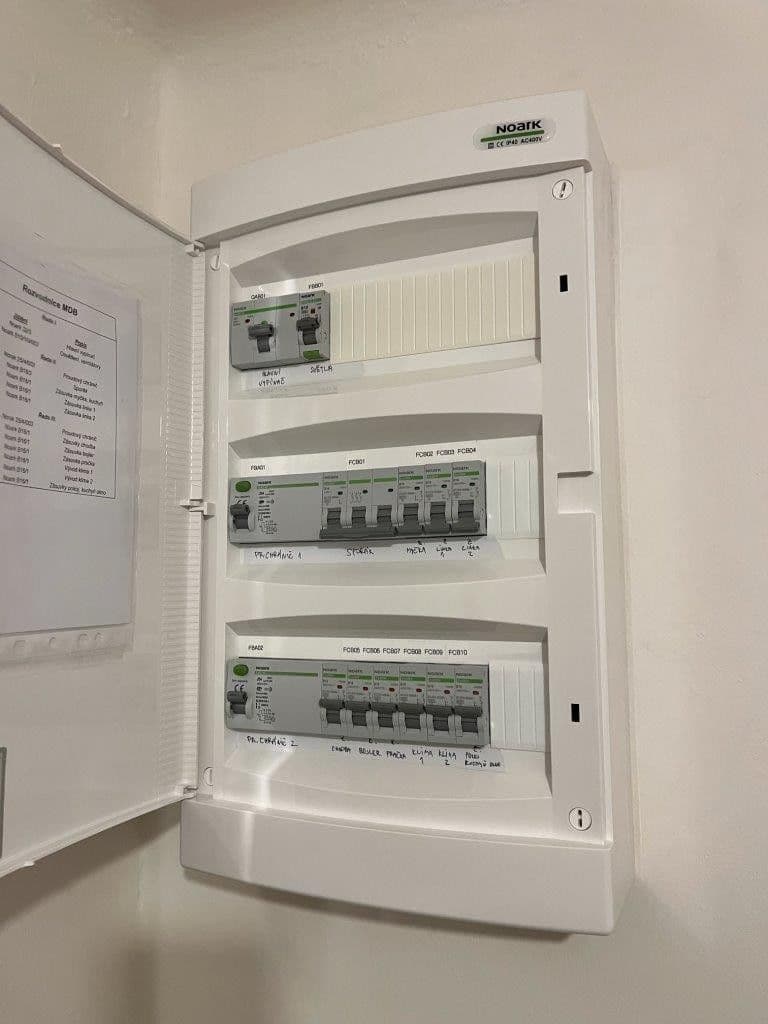 Prenájom bytu 2-izbový 45 m², Cukerní, Praha, Praha Prenájom bytu 2-izbový 45 m², Cukerní, Praha, Praha