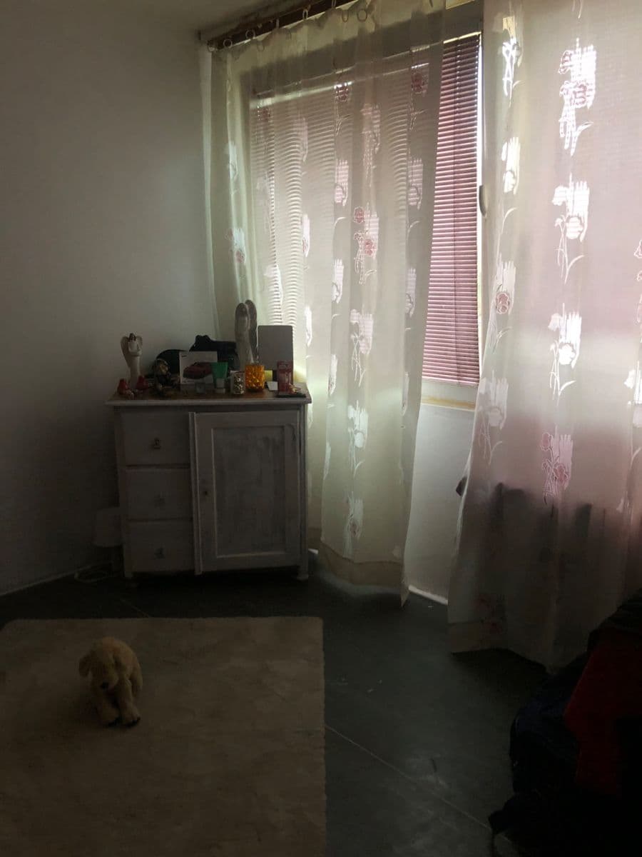 Prenájom bytu 1-izbový 40 m², Bratislavská, Teplice, Ústecký kraj Prenájom bytu 1-izbový 40 m², Bratislavská, Teplice, Ústecký kraj