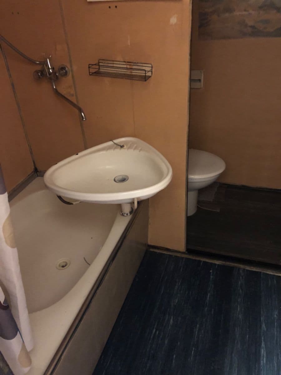 Prenájom bytu 1-izbový 40 m², Bratislavská, Teplice, Ústecký kraj Prenájom bytu 1-izbový 40 m², Bratislavská, Teplice, Ústecký kraj