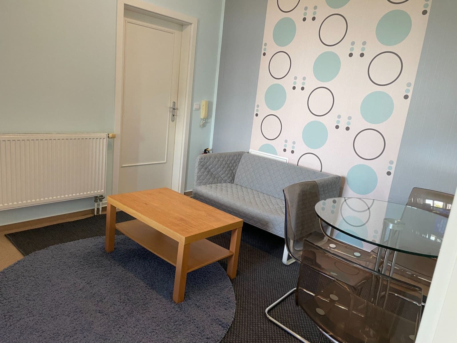 Prenájom bytu 3-izbový 50 m², Jalodvorská, Praha, Praha Prenájom bytu 3-izbový 50 m², Jalodvorská, Praha, Praha