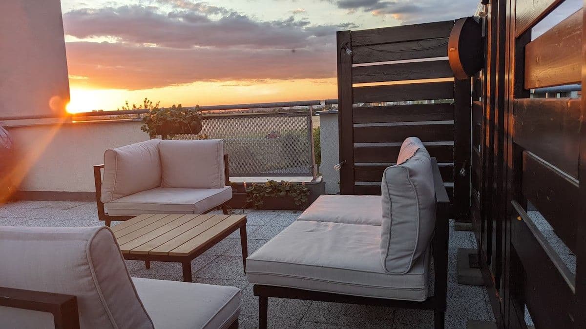 Prenájom bytu 3-izbový 200 m², Pečárková, Praha, Praha Prenájom bytu 3-izbový 200 m², Pečárková, Praha, Praha