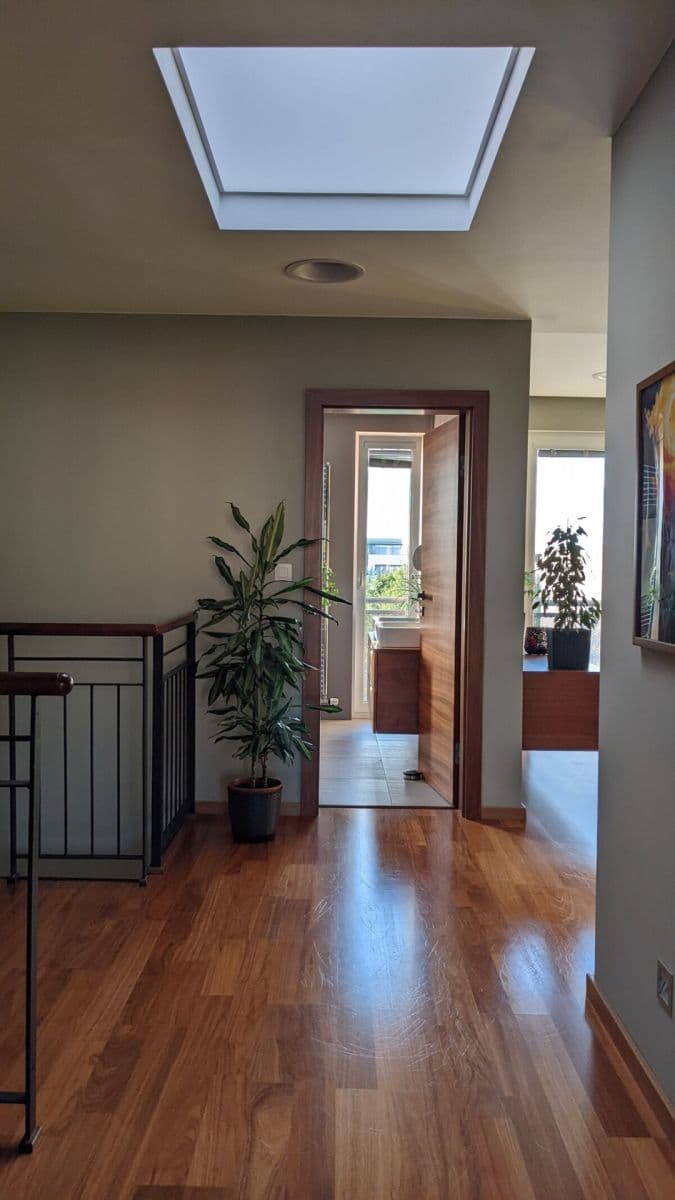 Prenájom bytu 3-izbový 200 m², Pečárková, Praha, Praha Prenájom bytu 3-izbový 200 m², Pečárková, Praha, Praha