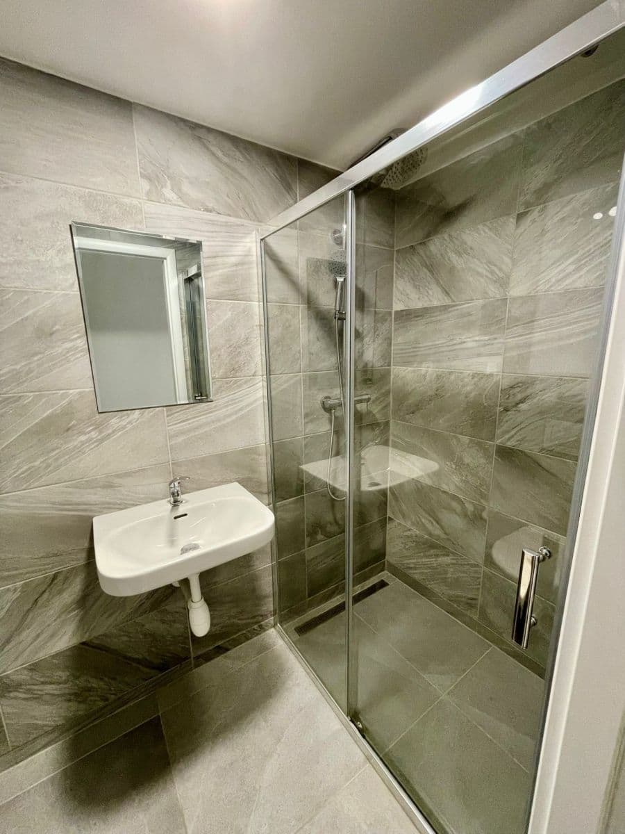 Prenájom bytu 1-izbový 30 m², náměstí Svaté Hedviky, Opava, Moravskoslezský kraj Prenájom bytu 1-izbový 30 m², náměstí Svaté Hedviky, Opava, Moravskoslezský kraj