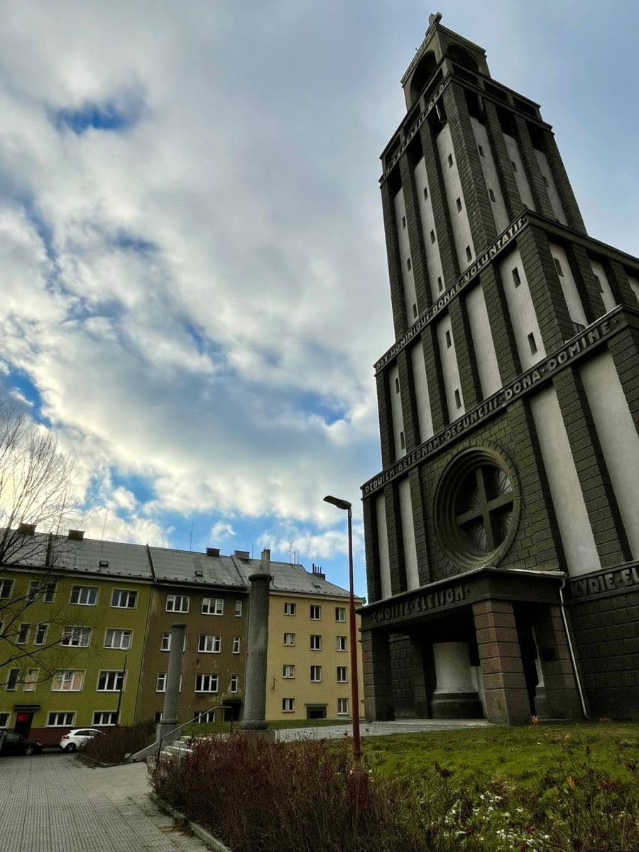 Prenájom bytu 1-izbový 30 m², náměstí Svaté Hedviky, Opava, Moravskoslezský kraj Prenájom bytu 1-izbový 30 m², náměstí Svaté Hedviky, Opava, Moravskoslezský kraj