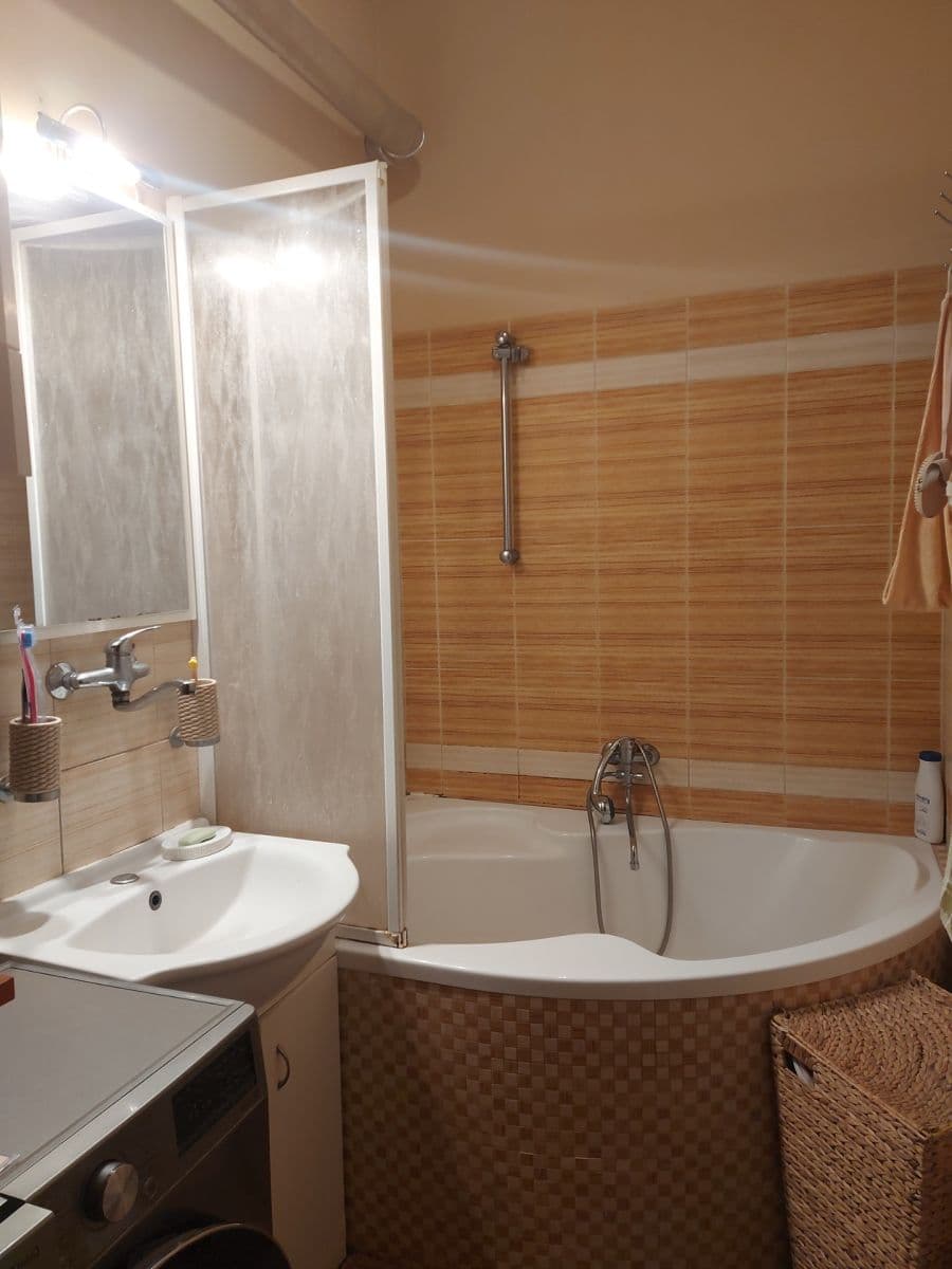 Prenájom bytu 3-izbový 65 m², Vrchlického, Plzeň, Plzeňský kraj Prenájom bytu 3-izbový 65 m², Vrchlického, Plzeň, Plzeňský kraj