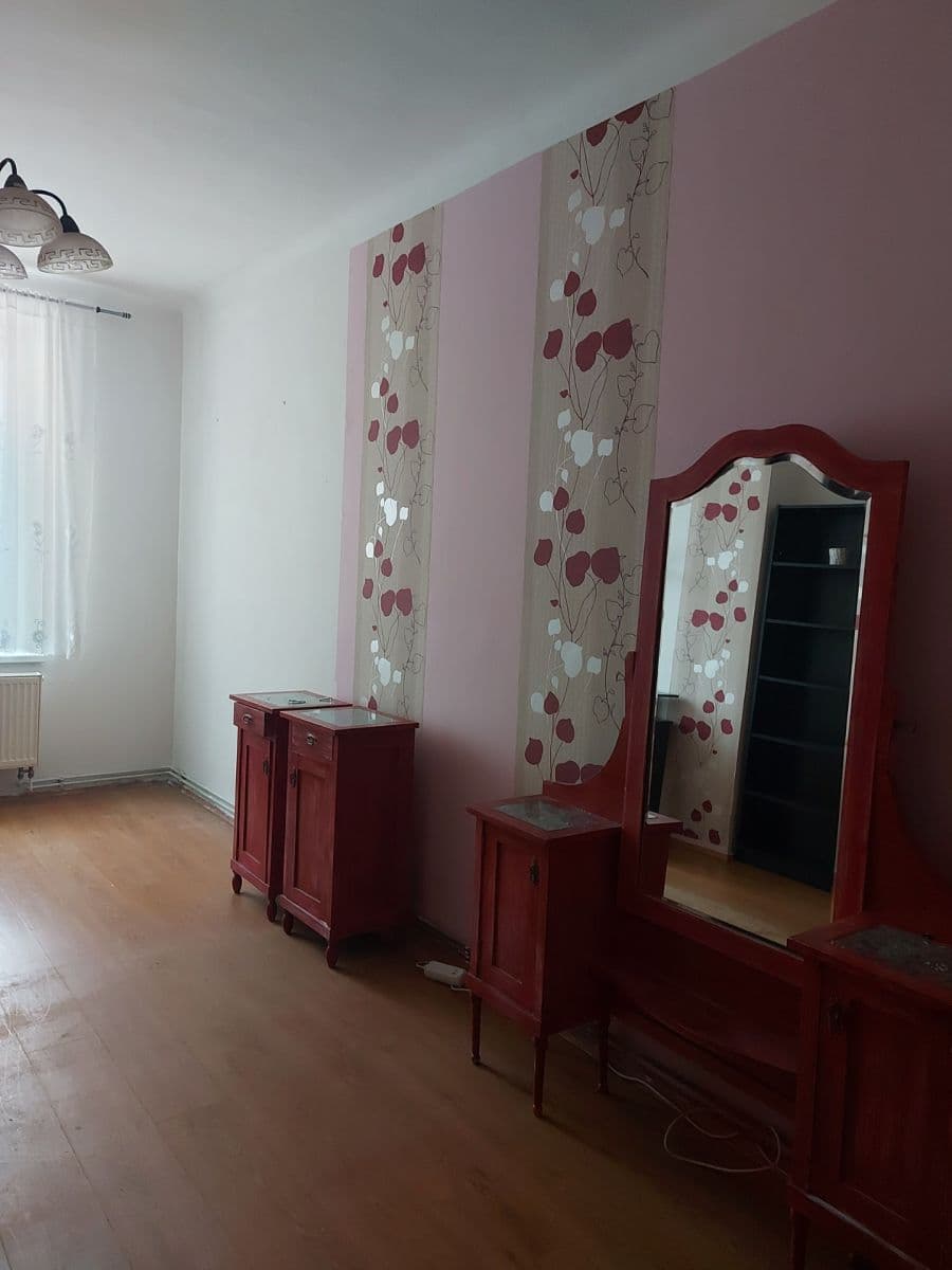 Prenájom bytu 3-izbový 65 m², Vrchlického, Plzeň, Plzeňský kraj Prenájom bytu 3-izbový 65 m², Vrchlického, Plzeň, Plzeňský kraj