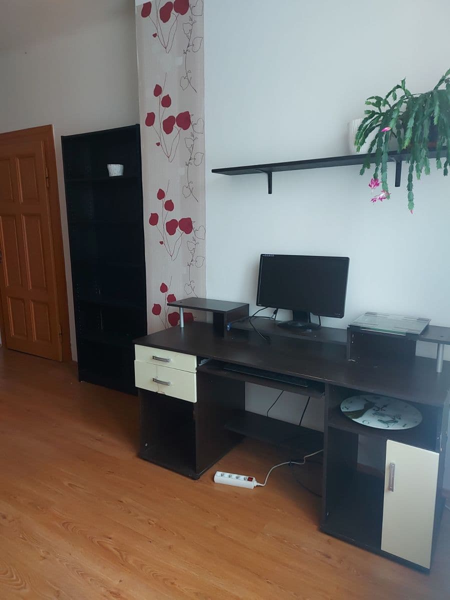 Prenájom bytu 3-izbový 65 m², Vrchlického, Plzeň, Plzeňský kraj Prenájom bytu 3-izbový 65 m², Vrchlického, Plzeň, Plzeňský kraj