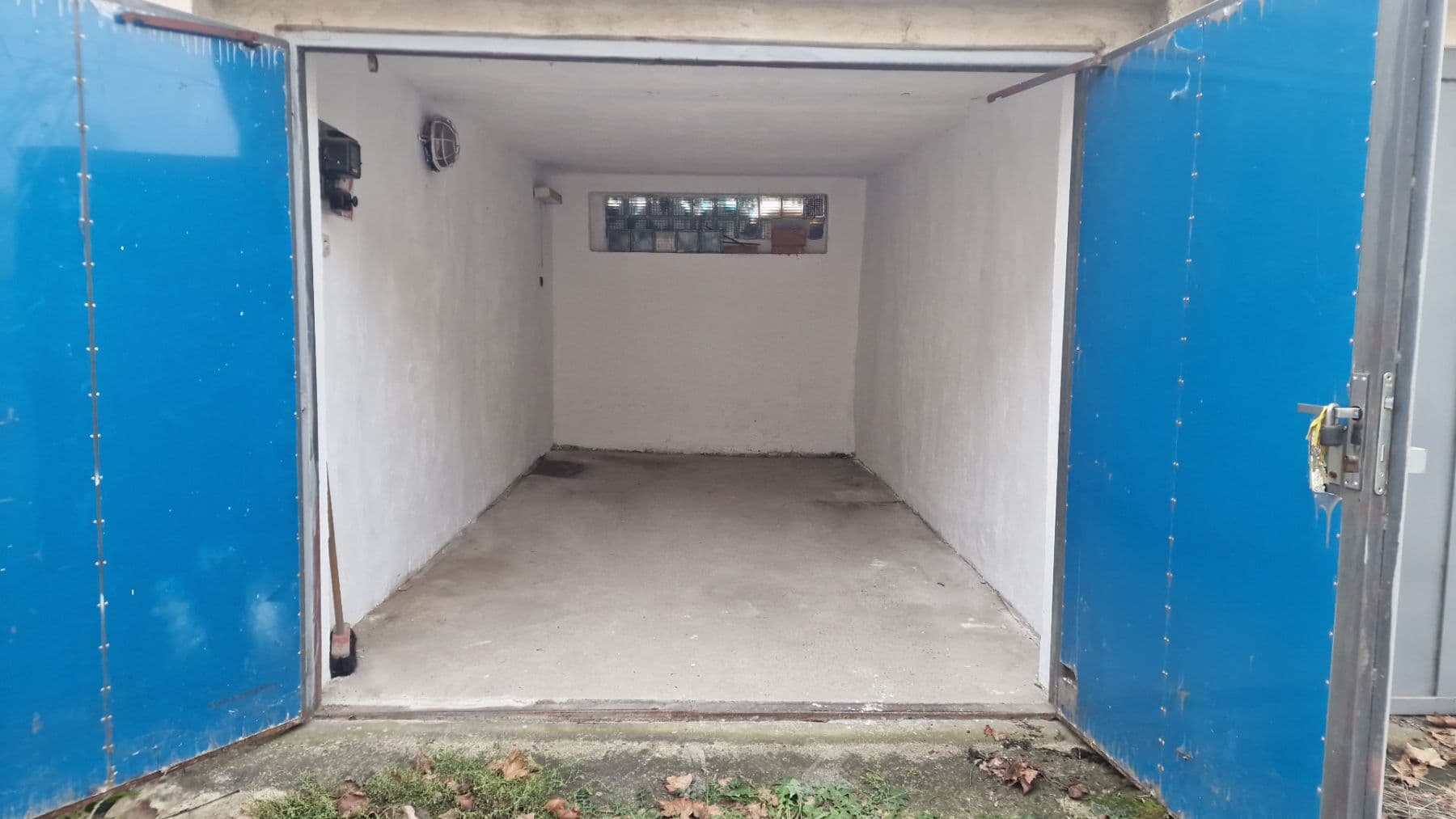 Prenájom garáže 17 m², Třískalova, Brno, Jihomoravský kraj Prenájom garáže 17 m², Třískalova, Brno, Jihomoravský kraj