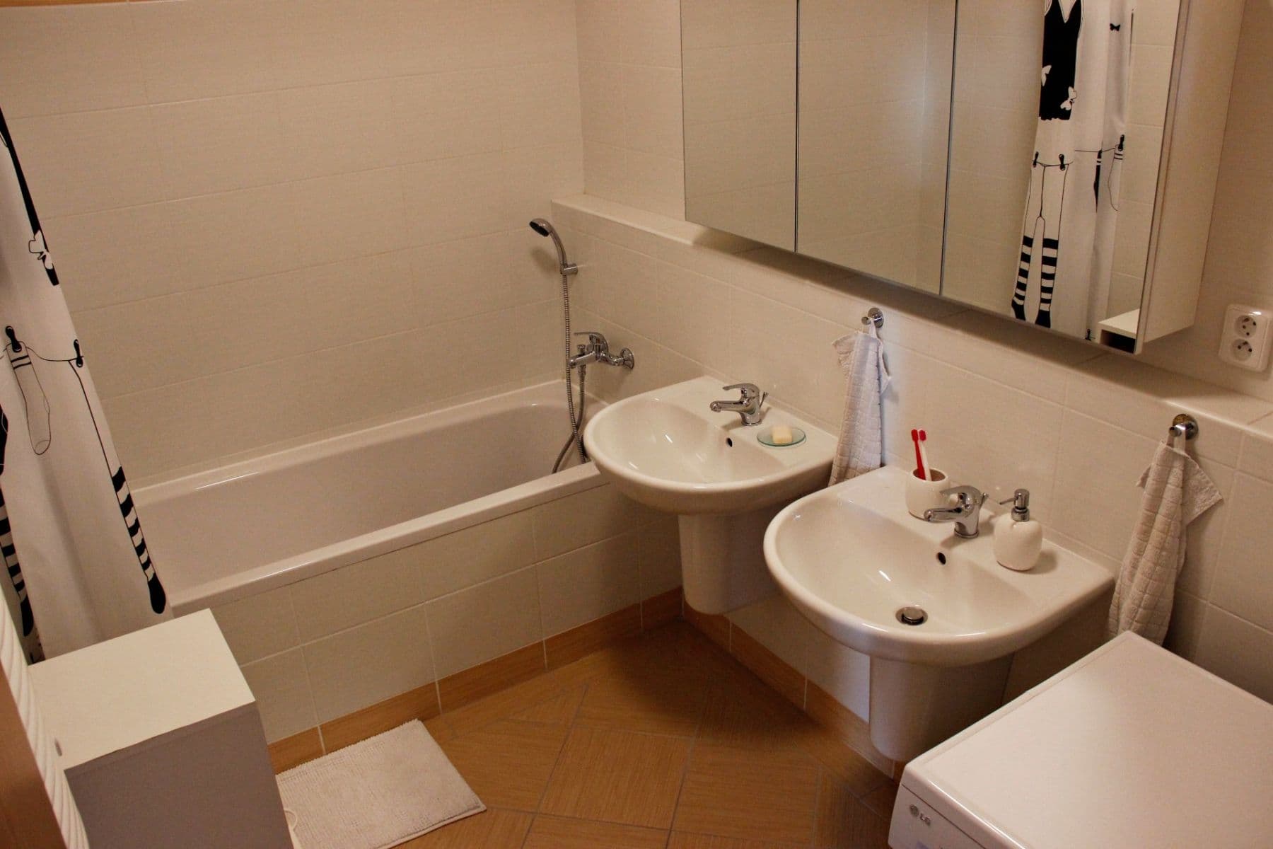 Prenájom bytu 2-izbový 45 m², Rychtáře Petříka, Praha, Praha Prenájom bytu 2-izbový 45 m², Rychtáře Petříka, Praha, Praha