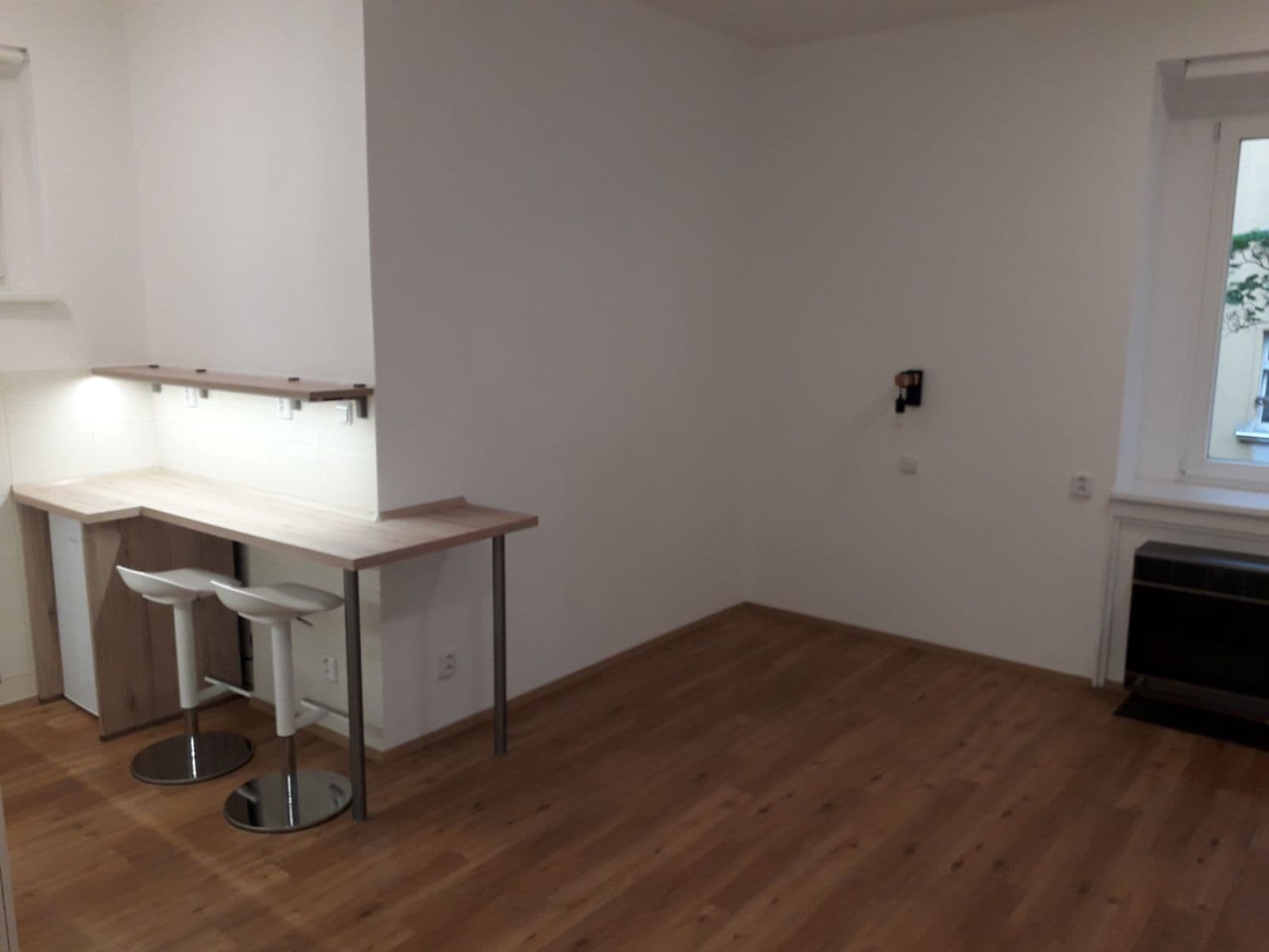 Prenájom bytu 1-izbový 29 m², Petra Rezka, Praha, Praha Prenájom bytu 1-izbový 29 m², Petra Rezka, Praha, Praha