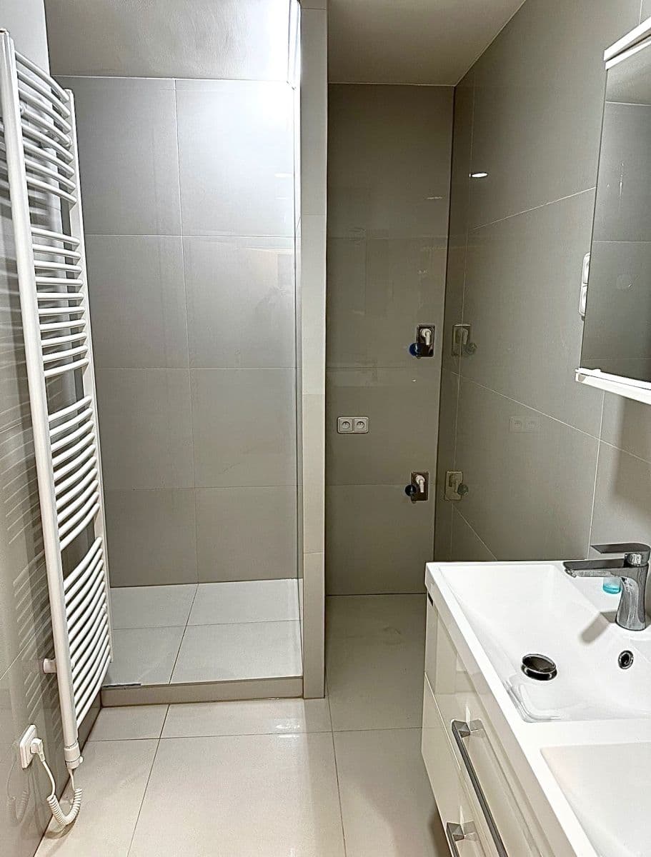 Prenájom bytu 4-izbový 83 m², Pujmanové, Praha, Praha Prenájom bytu 4-izbový 83 m², Pujmanové, Praha, Praha