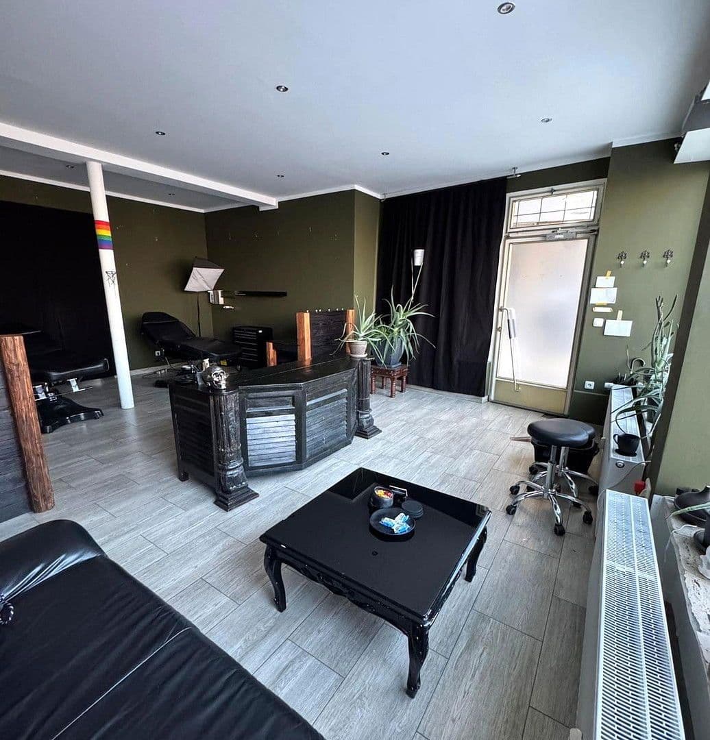 Prenájom kancelárie 53 m², München, Bavorsko Prenájom kancelárie 53 m², München, Bavorsko