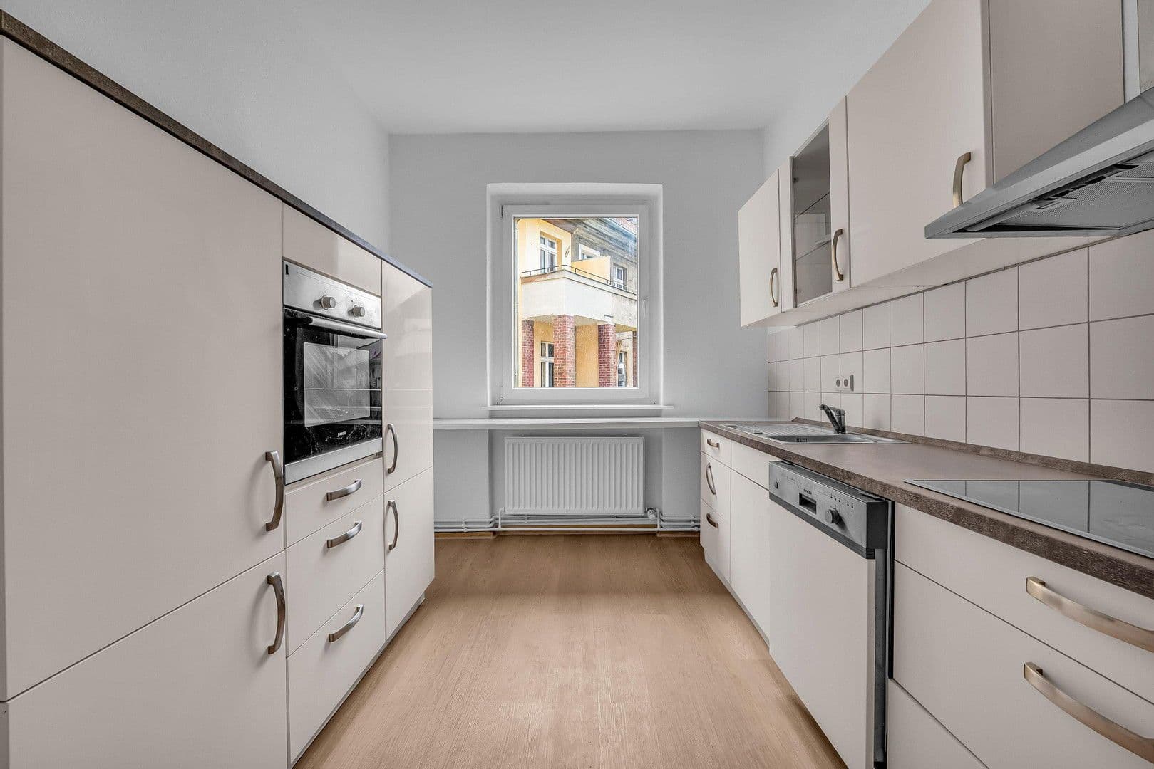 Predaj bytu 2-izbový 69 m², Berlin, Berlín Predaj bytu 2-izbový 69 m², Berlin, Berlín