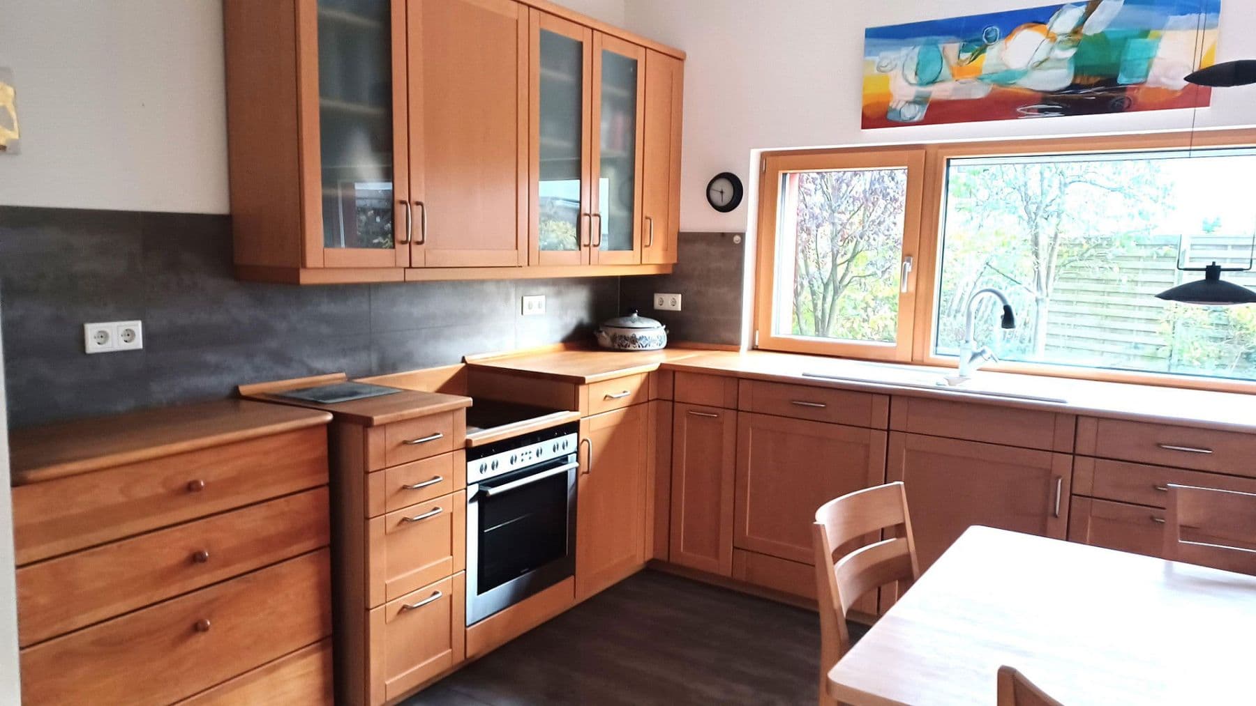 Predaj domu 149 m², pozemek 524 m², Marburg, Hesensko Predaj domu 149 m², pozemek 524 m², Marburg, Hesensko