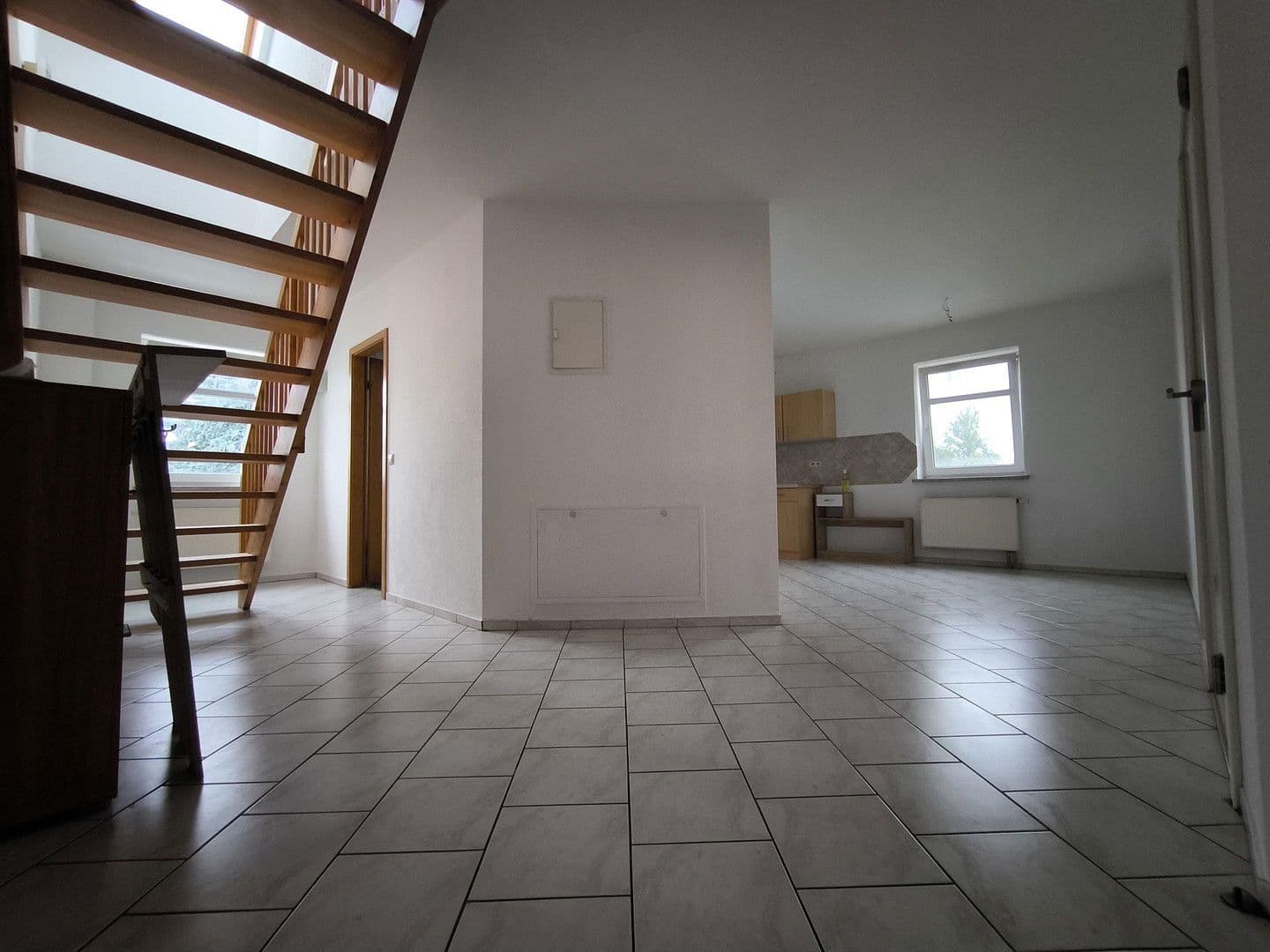 Prenájom bytu 4-izbový 115 m², Chemnitztalstraße 159, Chemnitz, Sasko Prenájom bytu 4-izbový 115 m², Chemnitztalstraße 159, Chemnitz, Sasko