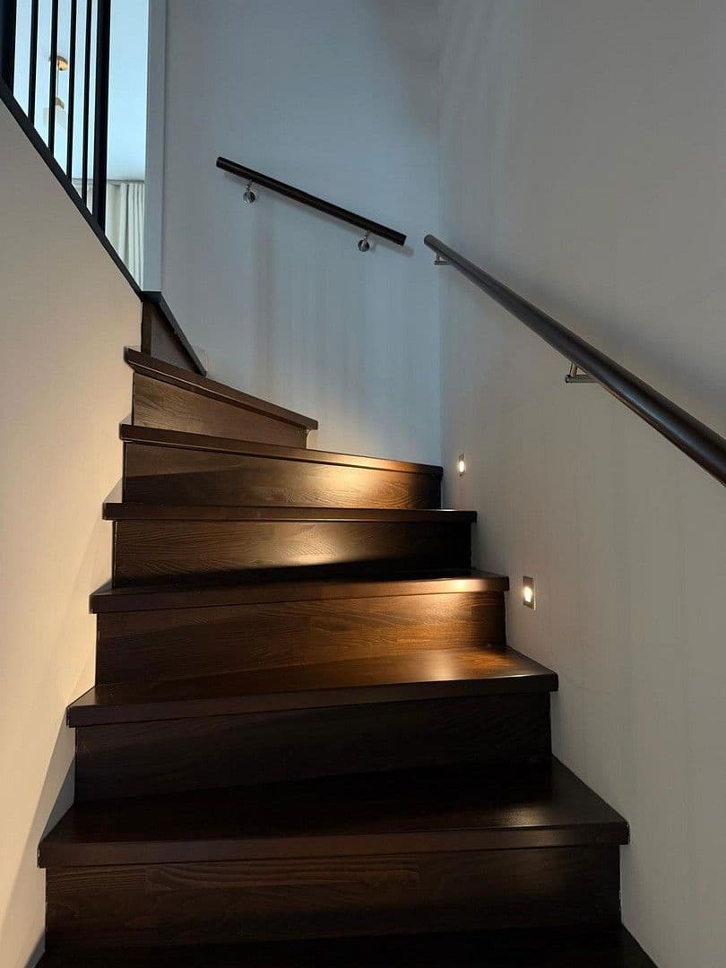 Predaj domu 119 m², pozemek 395 m², Norderstedt, Šlezvicko-Holštajnsko Predaj domu 119 m², pozemek 395 m², Norderstedt, Šlezvicko-Holštajnsko