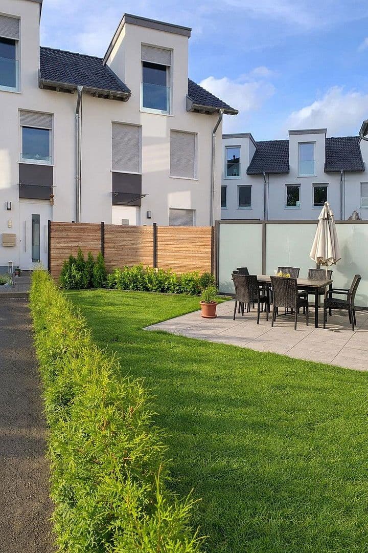 Predaj domu 119 m², pozemek 395 m², Norderstedt, Šlezvicko-Holštajnsko Predaj domu 119 m², pozemek 395 m², Norderstedt, Šlezvicko-Holštajnsko