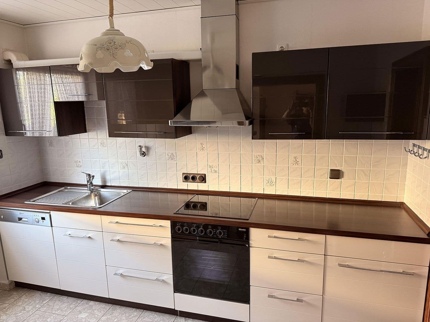 Predaj domu 145 m², pozemek 280 m², Essen, Severné Porýnie - Westfálsko Predaj domu 145 m², pozemek 280 m², Essen, Severné Porýnie - Westfálsko