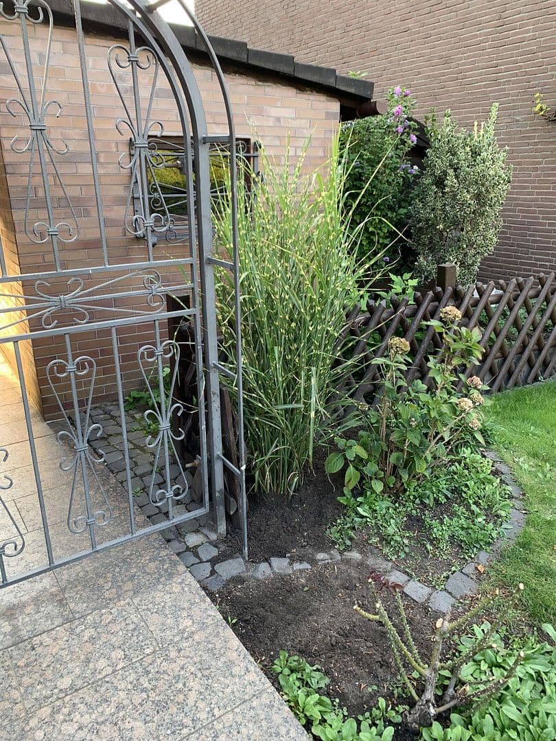 Predaj domu 145 m², pozemek 280 m², Essen, Severné Porýnie - Westfálsko Predaj domu 145 m², pozemek 280 m², Essen, Severné Porýnie - Westfálsko