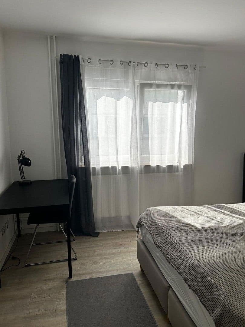 Prenájom bytu 2-izbový 55 m², Fasanenstraße 18, Mannheim, Bádensko-Wurttembersko Prenájom bytu 2-izbový 55 m², Fasanenstraße 18, Mannheim, Bádensko-Wurttembersko