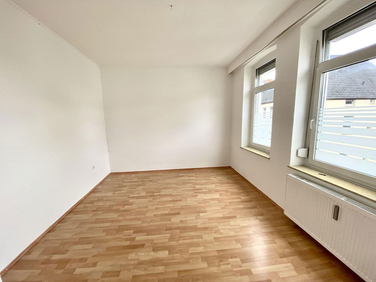 Prenájom bytu 3-izbový 64 m², Osningstr. 20, Osnabrück, Dolné Sasko Prenájom bytu 3-izbový 64 m², Osningstr. 20, Osnabrück, Dolné Sasko