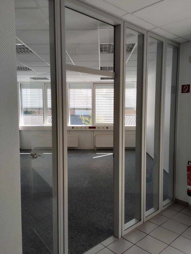 Prenájom kancelárie 844 m², Flensburg, Šlezvicko-Holštajnsko Prenájom kancelárie 844 m², Flensburg, Šlezvicko-Holštajnsko