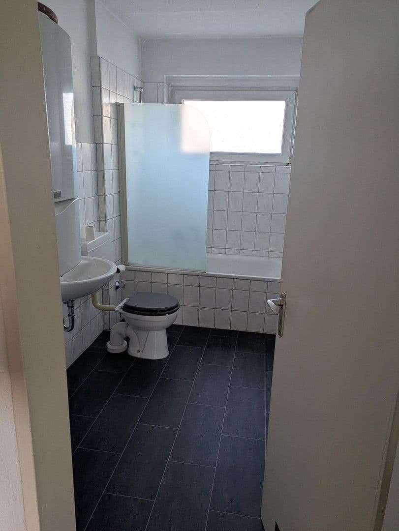 Prenájom bytu 3-izbový 83 m², Sachsenstraße 176, Recklinghausen, Severné Porýnie - Westfálsko Prenájom bytu 3-izbový 83 m², Sachsenstraße 176, Recklinghausen, Severné Porýnie - Westfálsko