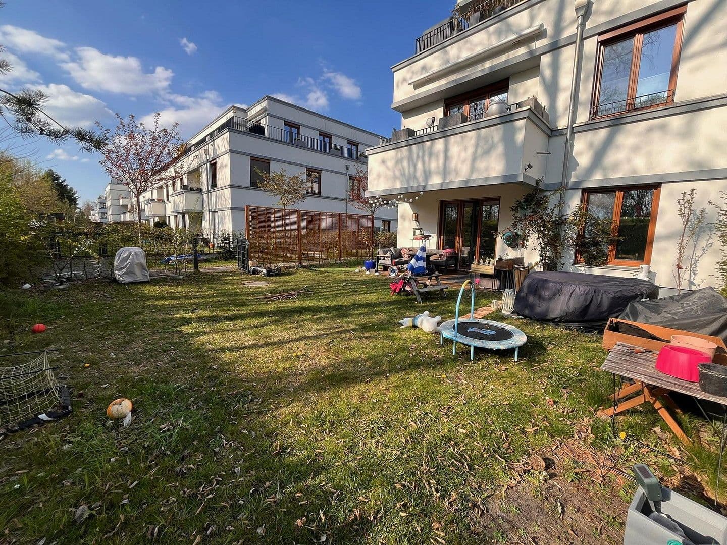 Predaj bytu 3-izbový 100 m², Berlin, Berlín Predaj bytu 3-izbový 100 m², Berlin, Berlín