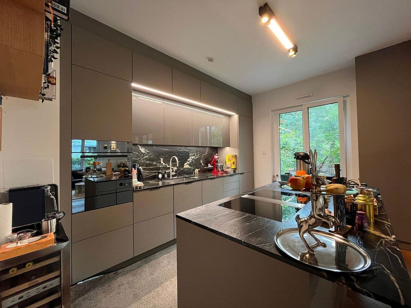 Predaj bytu 3-izbový 100 m², Berlin, Berlín Predaj bytu 3-izbový 100 m², Berlin, Berlín