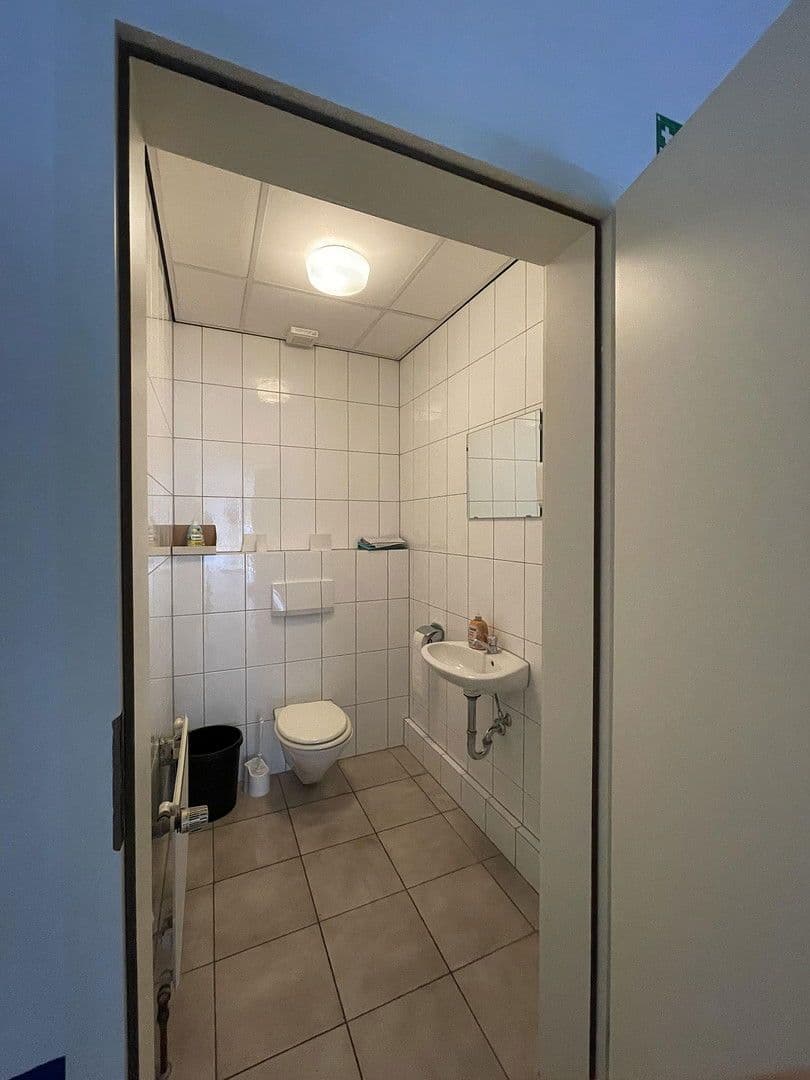 Prenájom kancelárie 275 m², Weihersfeld 34, Brüggen, Severné Porýnie - Westfálsko Prenájom kancelárie 275 m², Weihersfeld 34, Brüggen, Severné Porýnie - Westfálsko