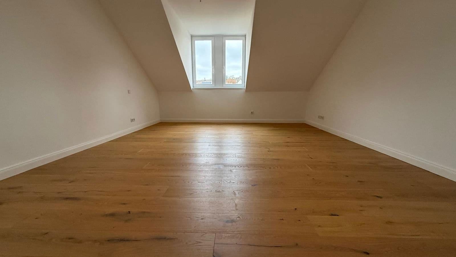 Prenájom bytu 3-izbový 83 m², Nieder-Olm, Porýnie-Falcko Prenájom bytu 3-izbový 83 m², Nieder-Olm, Porýnie-Falcko