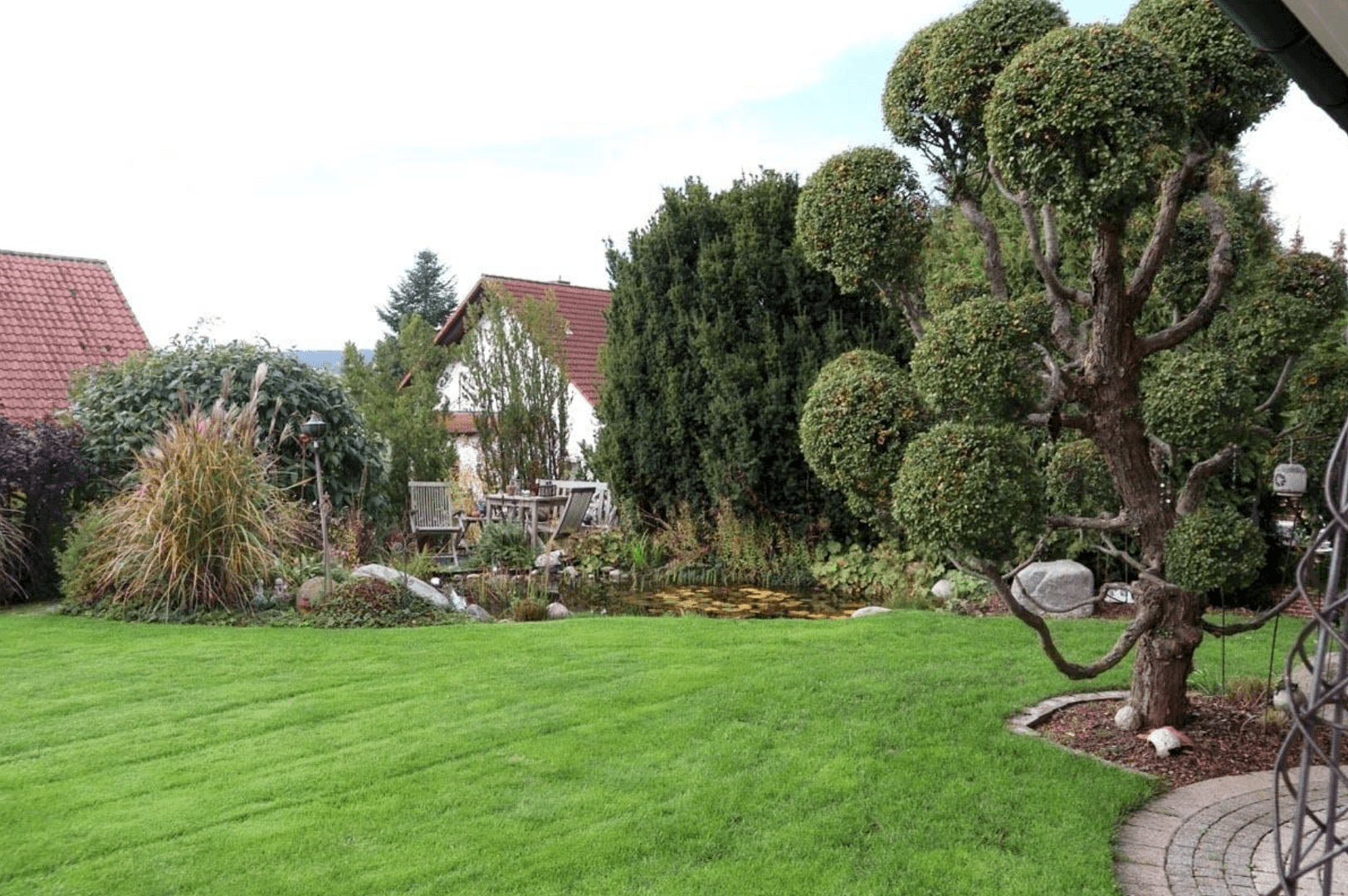 Predaj domu 350 m², pozemek 1.387 m², Flieden, Hesensko Predaj domu 350 m², pozemek 1.387 m², Flieden, Hesensko